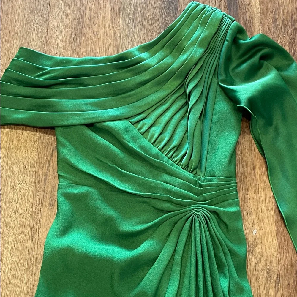 New Tadashi Shoji Ember Cape Gown - Picture 5 of 7